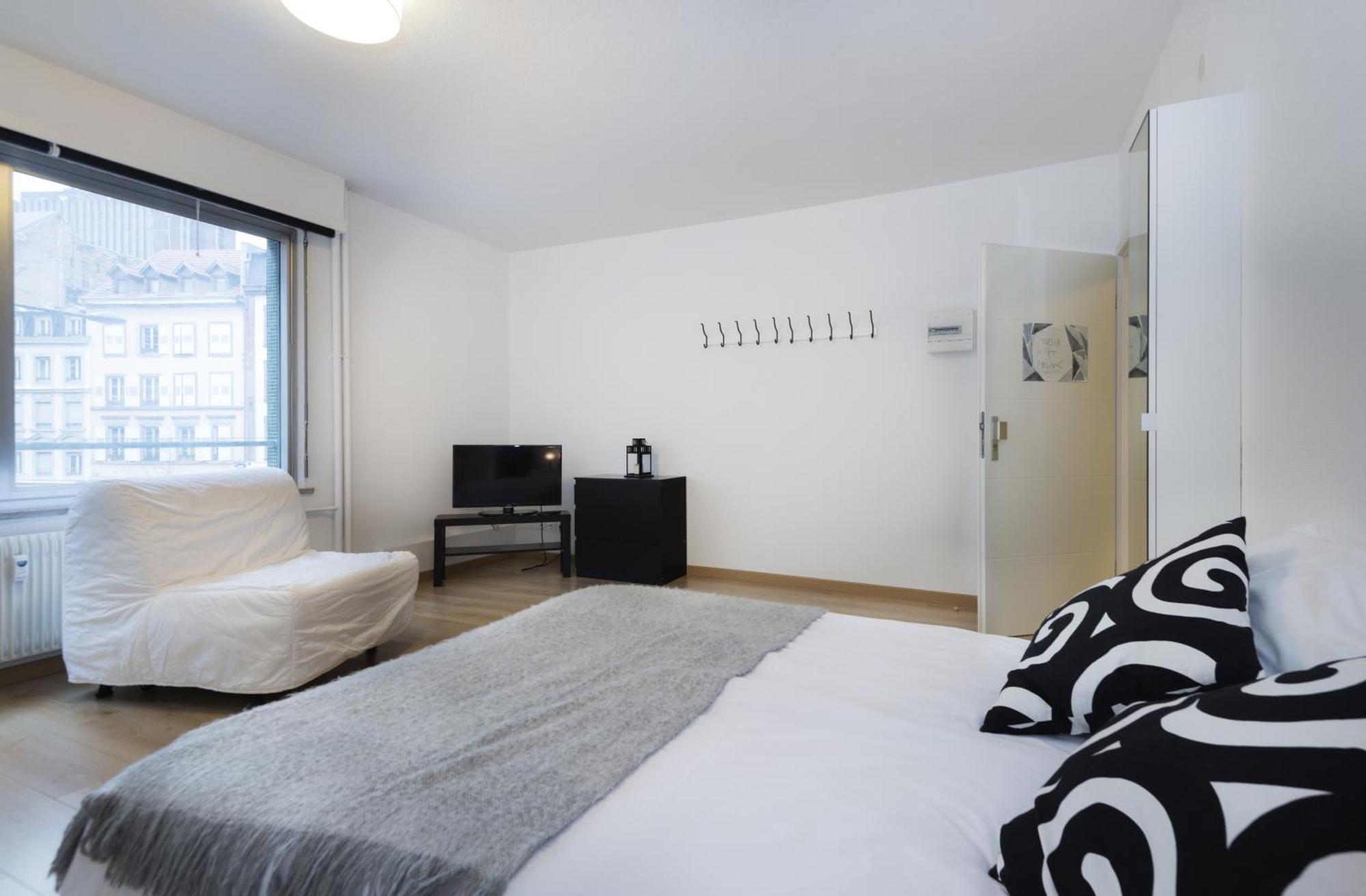 Ferienwohnung Le Gabriel Straßburg Zimmer foto